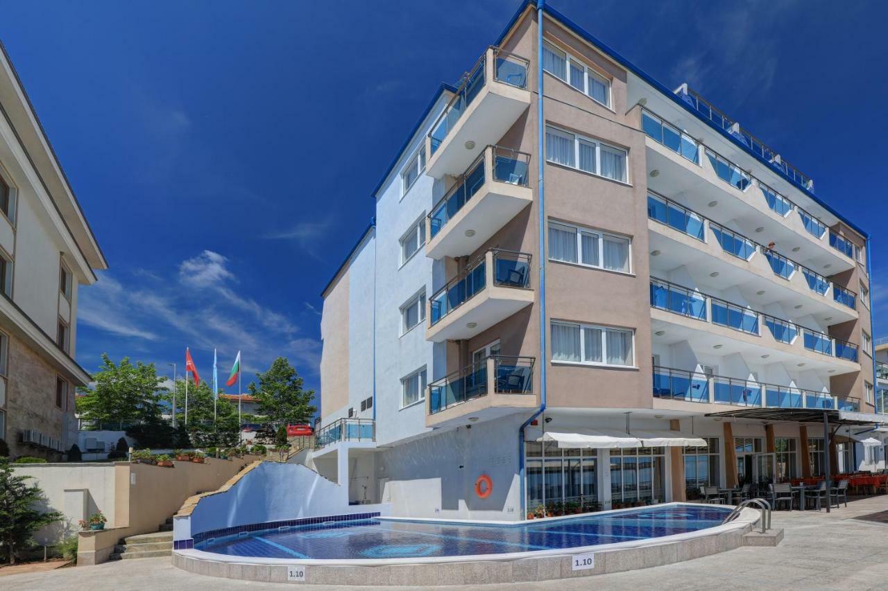 Paraiso Hotel 3*