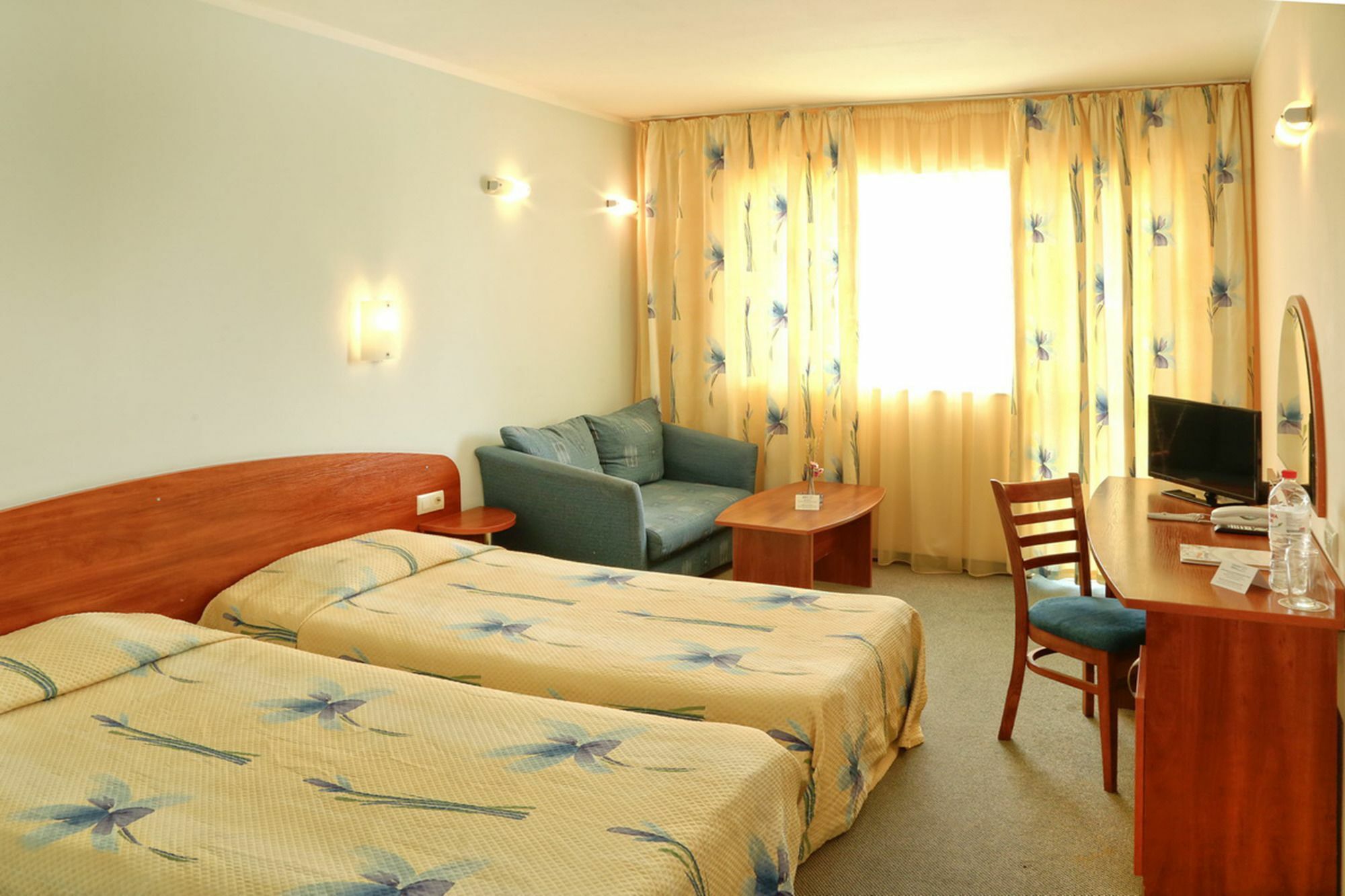 Paraiso Hotel 3*